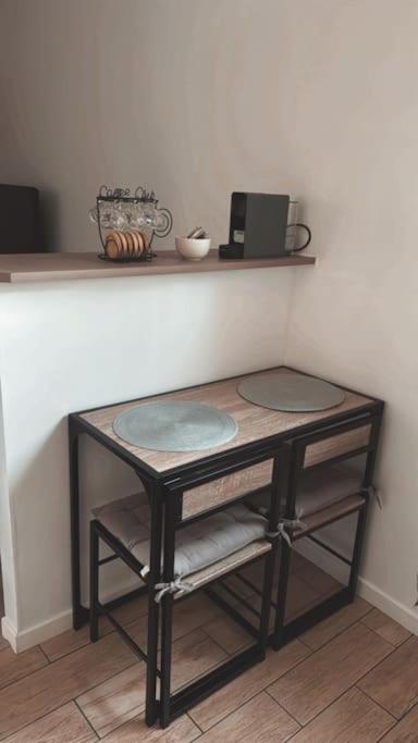 Beautiful F2 Apartment 5 Stops By Train From Paris Moret-sur-Loing Exterior foto